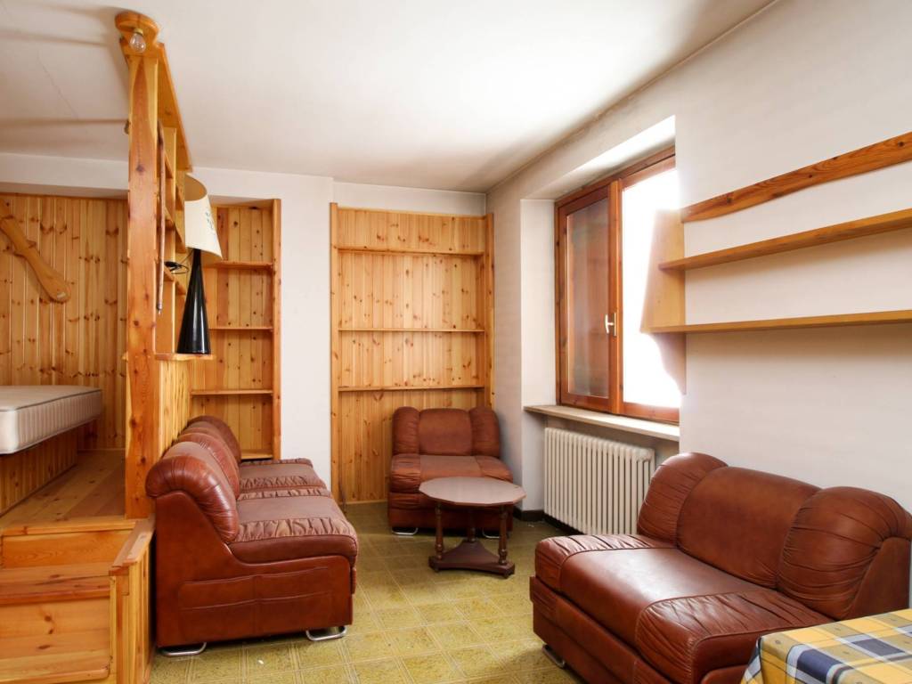 appartamento in vendita a Bagnolo Piemonte in zona Montoso