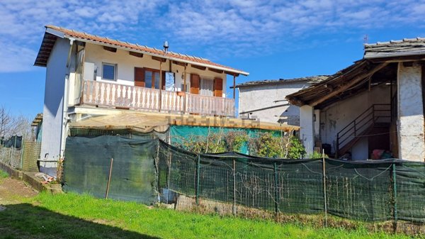 pentavano in vendita a Bagnolo Piemonte