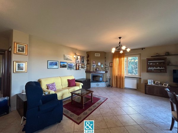 casa indipendente in vendita a Bagnolo Piemonte