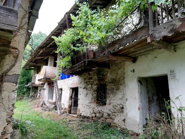 casale in vendita a Bagnolo Piemonte