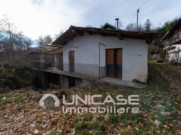 casa indipendente in vendita a Bagnolo Piemonte in zona Rucas