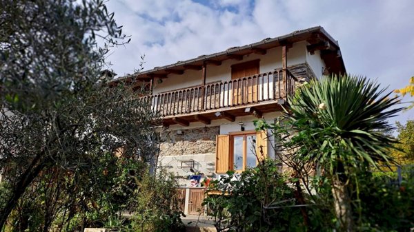 casa indipendente in vendita a Bagnolo Piemonte in zona Rucas