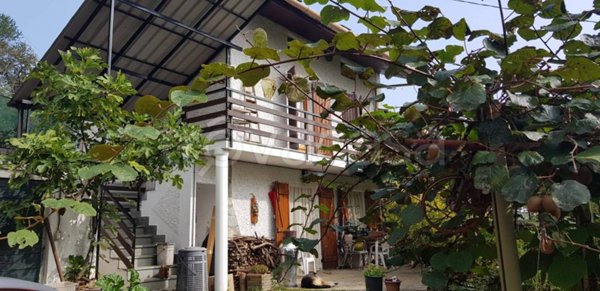 casa indipendente in vendita a Bagnolo Piemonte in zona Rucas