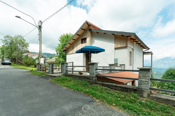 appartamento in vendita a Bagnolo Piemonte in zona Montoso