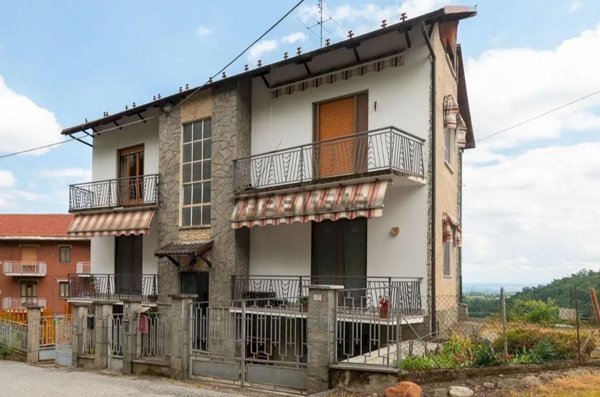 casa indipendente in vendita a Bagnolo Piemonte in zona Rucas