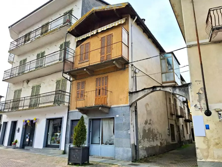 negozio in vendita a Bagnolo Piemonte
