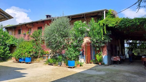 casa indipendente in vendita a Bagnolo Piemonte in zona Rucas