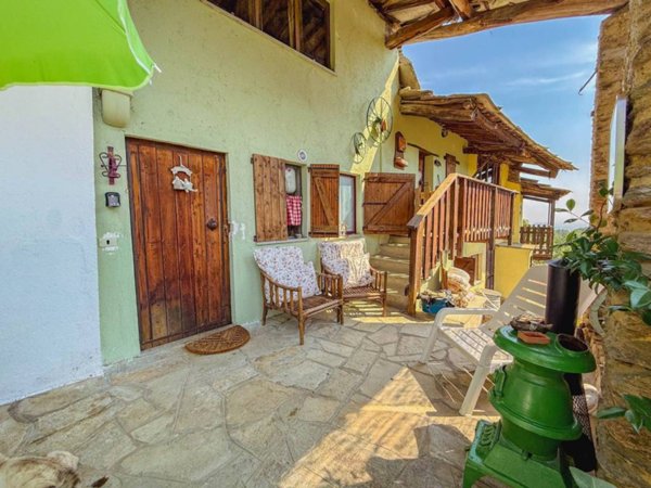 casa indipendente in vendita a Bagnolo Piemonte in zona Rucas