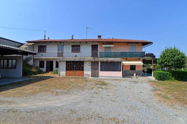 casa indipendente in vendita a Bagnolo Piemonte in zona Villaretto