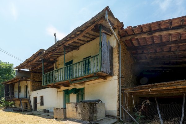 casa indipendente in vendita a Bagnolo Piemonte in zona Rucas