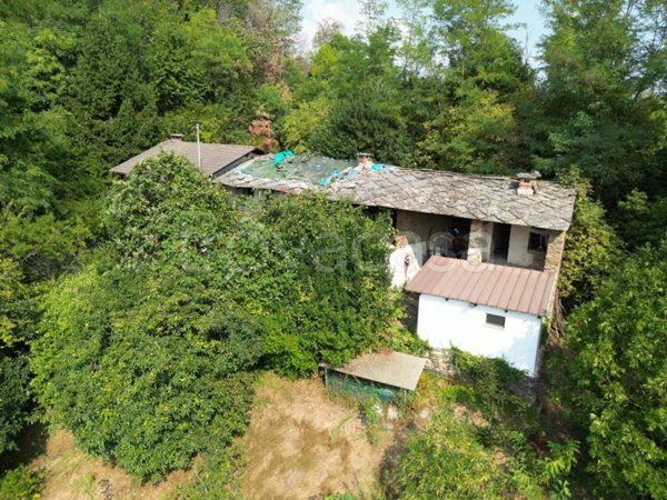 casa indipendente in vendita a Bagnolo Piemonte in zona Rucas