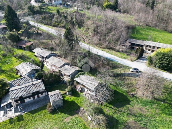 casale in vendita a Bagnolo Piemonte in zona Rucas