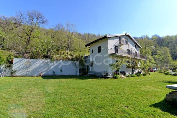 casa indipendente in vendita a Bagnolo Piemonte in zona Rucas