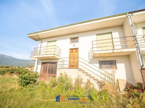 casa indipendente in vendita a Bagnolo Piemonte