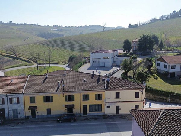 casa indipendente in vendita a Barbaresco