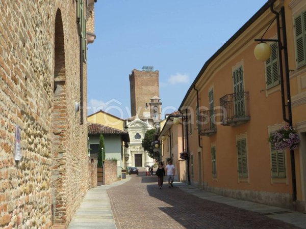 negozio in vendita a Barbaresco