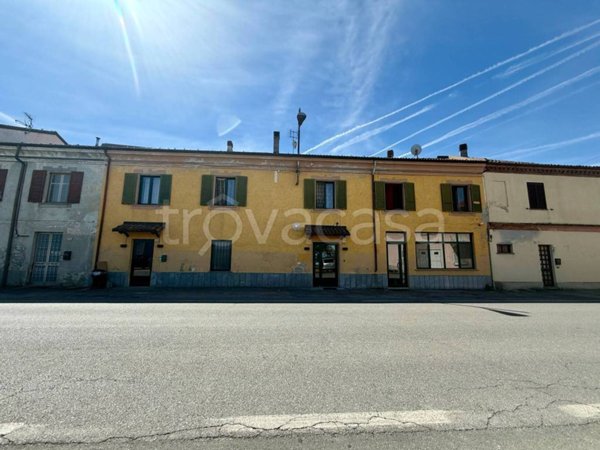 casa indipendente in vendita a Barbaresco