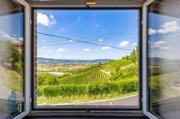 casa indipendente in vendita a Barbaresco