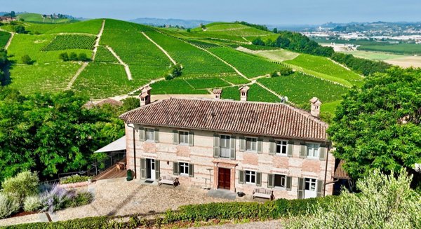casa indipendente in vendita a Barbaresco
