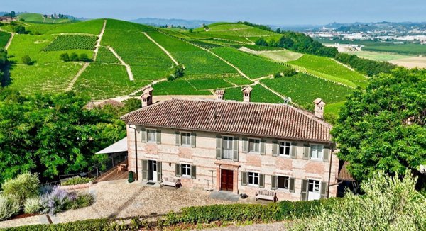 casa indipendente in vendita a Barbaresco