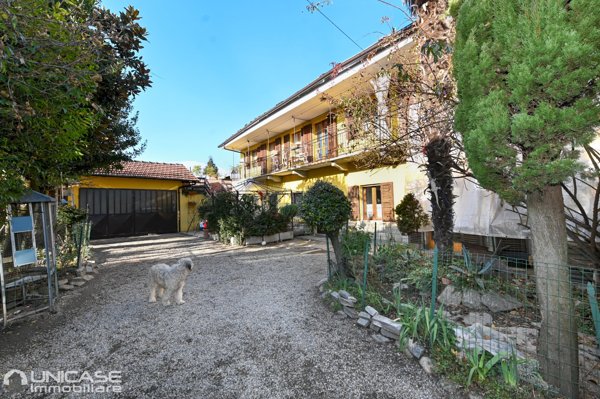 casa indipendente in vendita a Barge