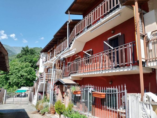 casa indipendente in vendita a Barge