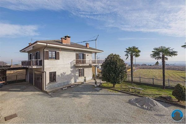 casa indipendente in vendita a Barge