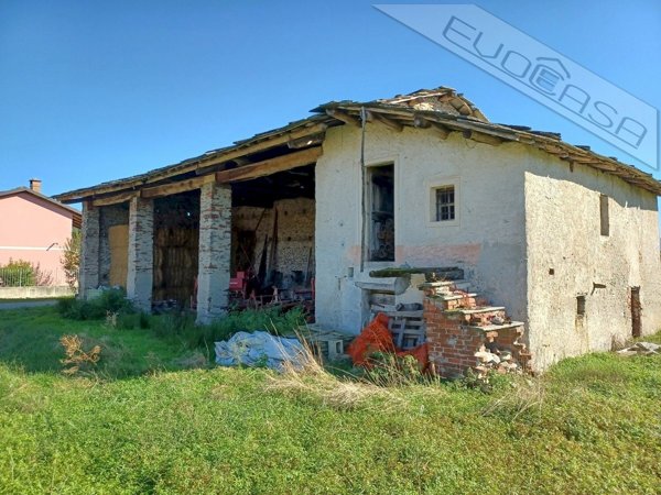locale di sgombero in vendita a Barge