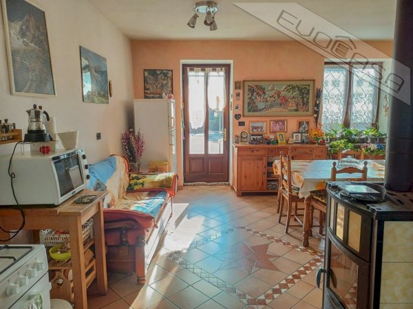 casa indipendente in vendita a Barge