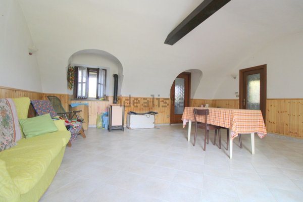 casa indipendente in vendita a Barge
