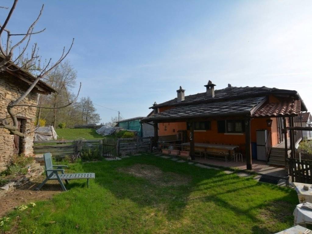 casa indipendente in vendita a Barge