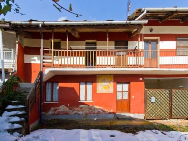 casa indipendente in vendita a Barge