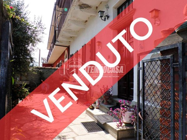 casa indipendente in vendita a Barge