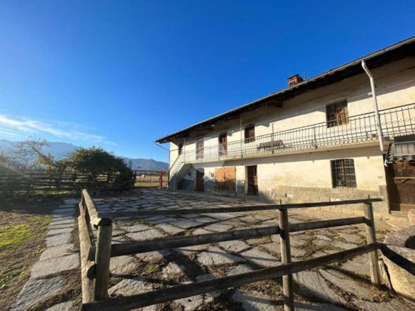 casa indipendente in vendita a Barge