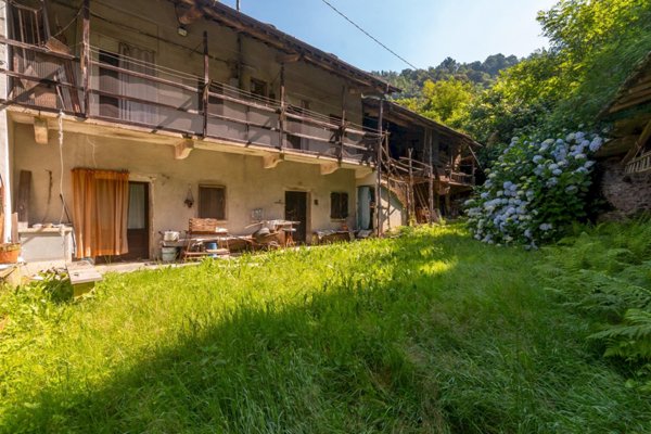 casa indipendente in vendita a Barge