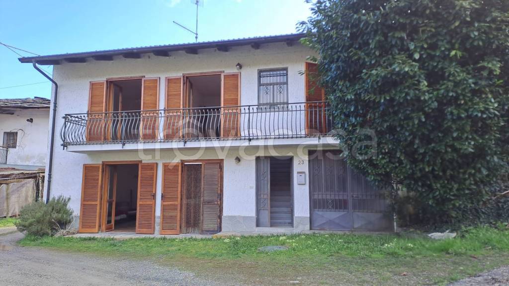 casa indipendente in vendita a Barge