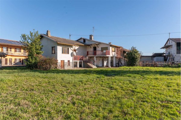 casa indipendente in vendita a Barge