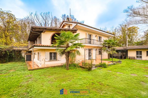 casa indipendente in vendita a Barge