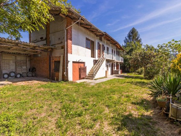 casa indipendente in vendita a Barge