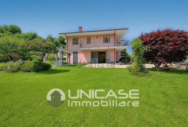 casa indipendente in vendita a Barge