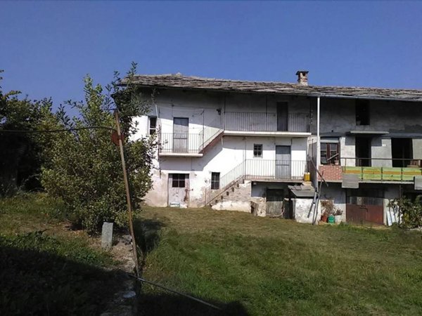 casa indipendente in vendita a Barge