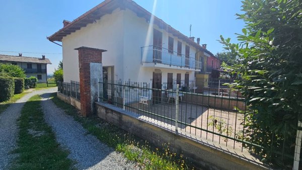 casa indipendente in vendita a Barge