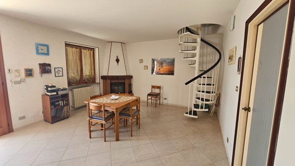casa indipendente in vendita a Barge