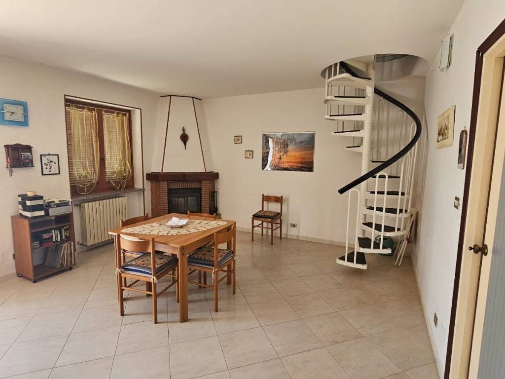 casa indipendente in vendita a Barge