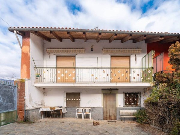 casa indipendente in vendita a Barge