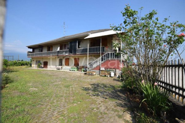 casa indipendente in vendita a Barge