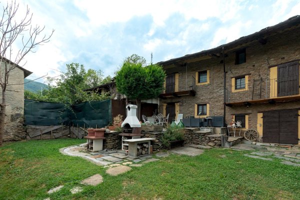 casa indipendente in vendita a Barge