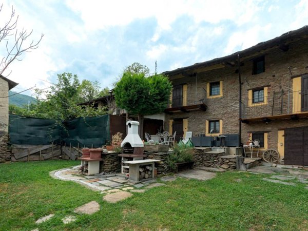 casa indipendente in vendita a Barge