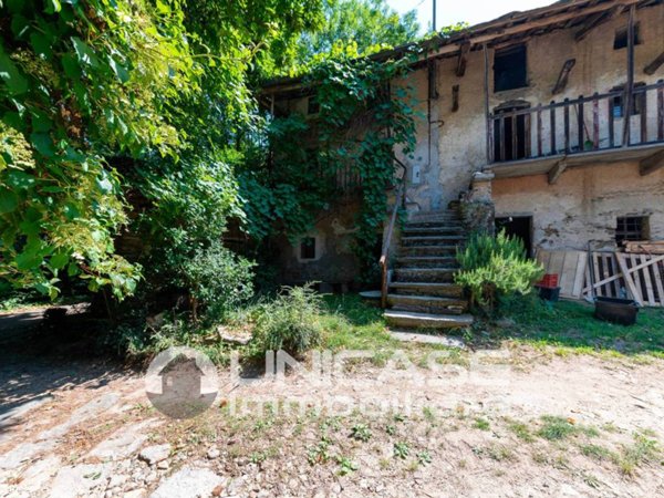 casa indipendente in vendita a Barge