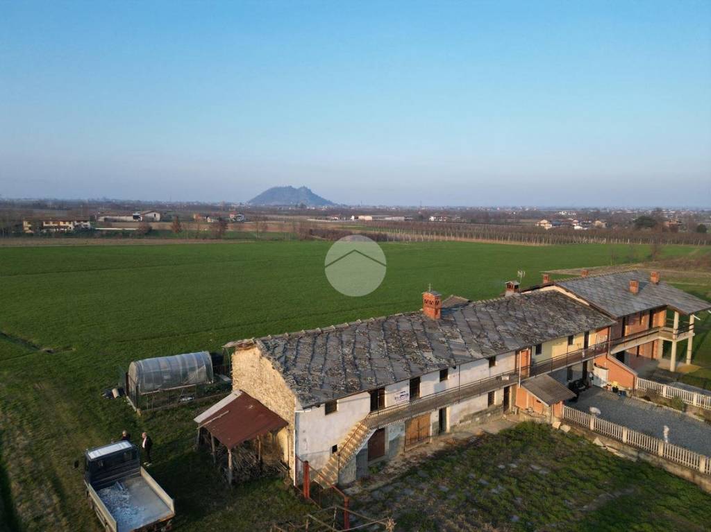 casa indipendente in vendita a Barge